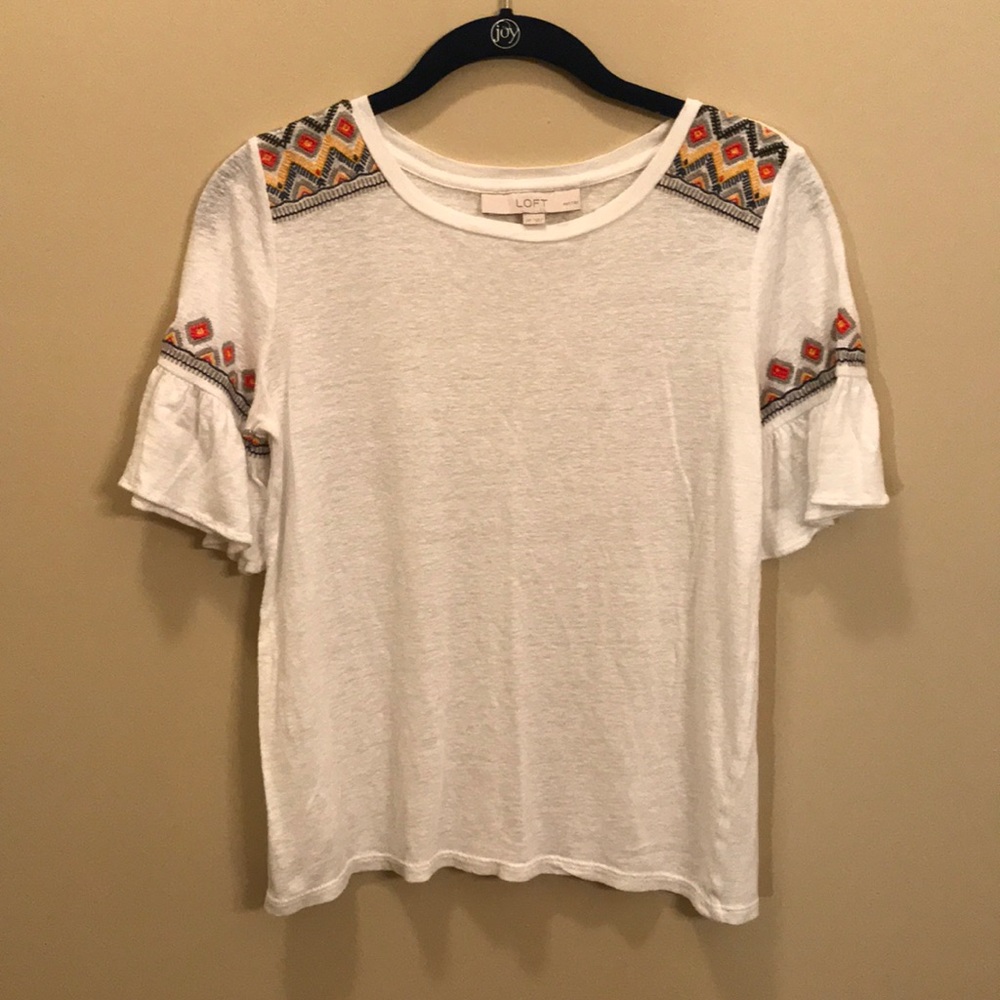White LOFT top with cute shoulder detail